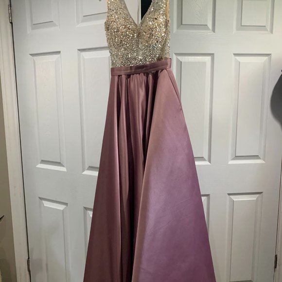 Prom Dress - Picture 5 of 7